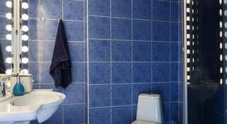 Гостиница Baby Lemonade Hostel Санкт-Петербург 4-местный женский дорм с собственной ванной-3